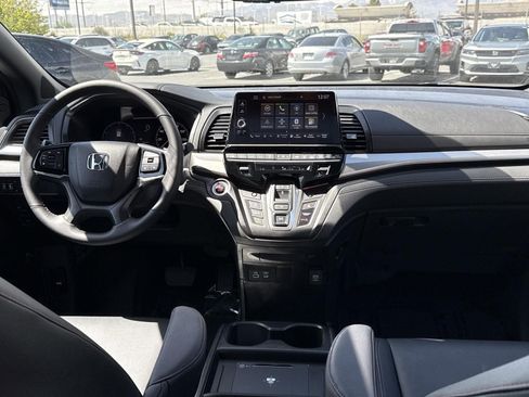 Certified 2026 Honda Odyssey Sport-L image 40