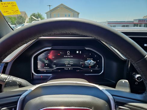 Used 2023 GMC Sierra 1500 Denali w/ Technology Package AWD/4WD image 13