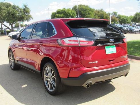 Used 2020 Ford Edge Titanium image 9
