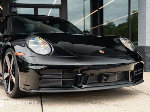 Used 2026 Porsche 911 Carrera S RWD image 3
