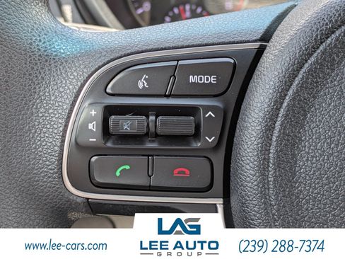 Used 2016 Kia Optima LX FWD image 18
