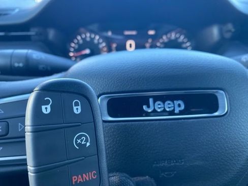 New 2026 Jeep Compass Latitude image 44