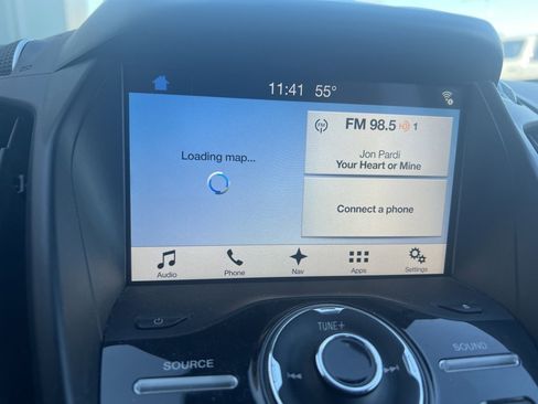 Used 2018 Ford Escape Titanium image 3