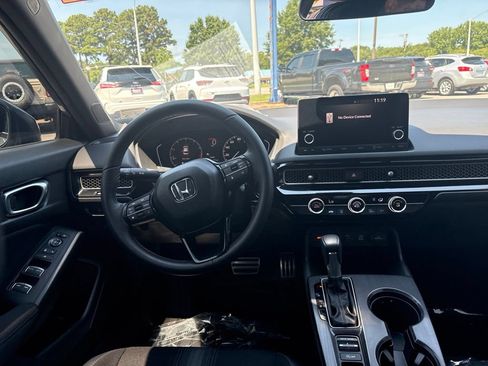 Used 2026 Honda Civic Sport image 7