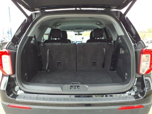 Certified 2024 Ford Explorer XLT w/ Equipment Group 202A AWD/4WD image 9