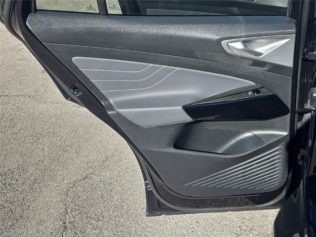 Certified 2023 Volkswagen ID.4 S RWD image 9
