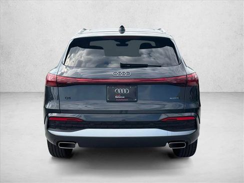 Used 2025 Audi Q5 Premium AWD/4WD image 7