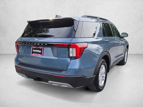 New 2026 Ford Explorer Active w/ Active Comfort Package RWD image 2