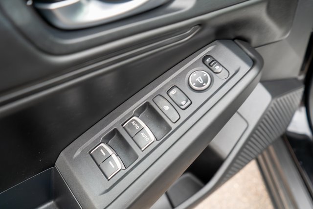 Used 2023 Honda Accord EX image 17