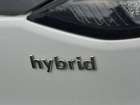 Used 2022 Hyundai Ioniq SEL FWD image 4