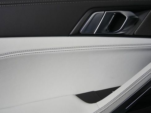 New 2026 BMW X6 xDrive40i w/ Executive Package image 14