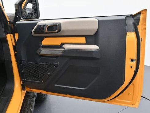 Used 2021 Ford Bronco Wildtrak image 27