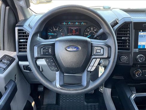 Used 2017 Ford F150 XL w/ Equipment Group 101A Mid image 8