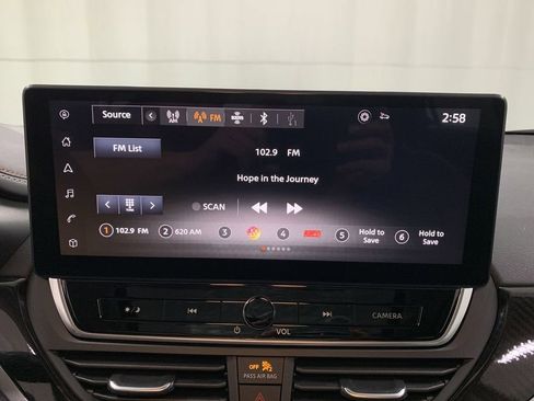 New 2025 Nissan Altima 2.5 SR w/ SR Premium Package image 18