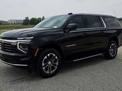 New 2026 Chevrolet Suburban LS w/ Max Trailering Package