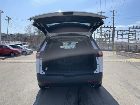 Used 2019 Chevrolet Traverse LT w/ LPO, Floor Liner Package image 13