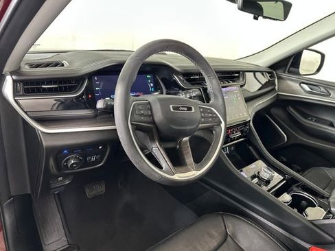 Used 2023 Jeep Grand Cherokee 4xe w/ Luxury Tech Group II image 13