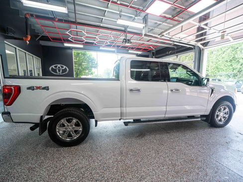 Used 2021 Ford F150 XLT w/ Equipment Group 302A High AWD/4WD image 4