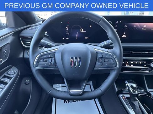 Used 2025 Buick Envista Avenir FWD image 35