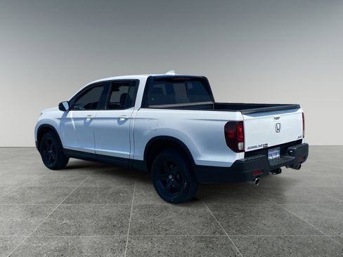 Used 2022 Honda Ridgeline Black Edition image 3