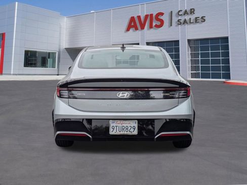 Used 2025 Hyundai Sonata SEL FWD image 7