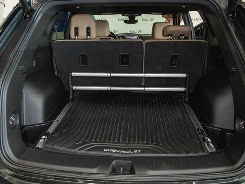 Used 2019 Chevrolet Blazer Premier w/ Sun and Wheels Package image 25