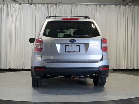 Used 2016 Subaru Forester 2.5i Premium AWD/4WD image 9