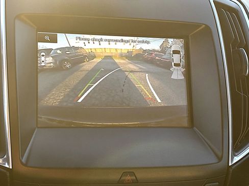 Used 2015 Ford Edge Titanium w/ Equipment Group 302A image 40