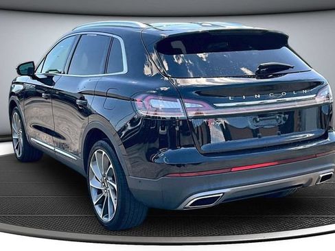 Used 2022 Lincoln Nautilus Reserve w/ Equipment Group 201A AWD/4WD image 4