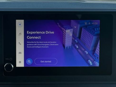 Used 2025 Toyota Tacoma SR image 8