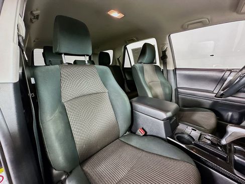 Used 2018 Toyota 4Runner TRD Off-Road image 27