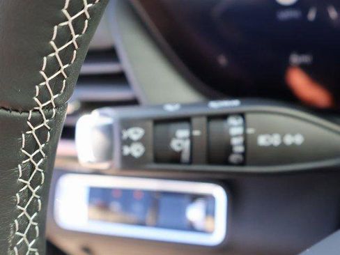 New 2025 Buick Envision Sport Touring image 31