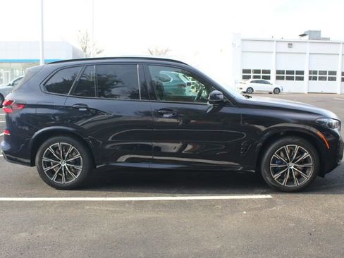 New 2026 BMW X5 xDrive50e w/ Executive Package image 10