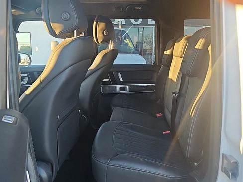 Used 2024 Mercedes-Benz G 63 AMG AMG G 63 image 18