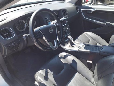 Used 2013 Volvo S60 T5 image 14