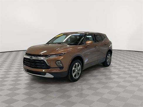 Certified 2023 Chevrolet Blazer LT w/ Driver Confidence Package image 5