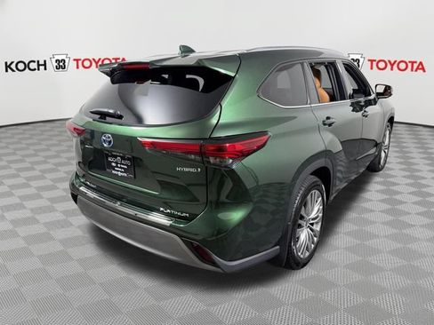 Used 2023 Toyota Highlander Platinum AWD/4WD image 8