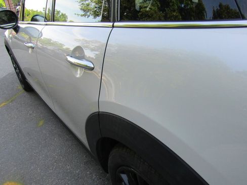 Used 2017 MINI Cooper S FWD image 4