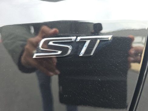 Used 2024 Buick Envista Sport Touring w/ Convenience I Package image 11