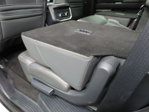 Used 2025 Ford Expedition Active image 69