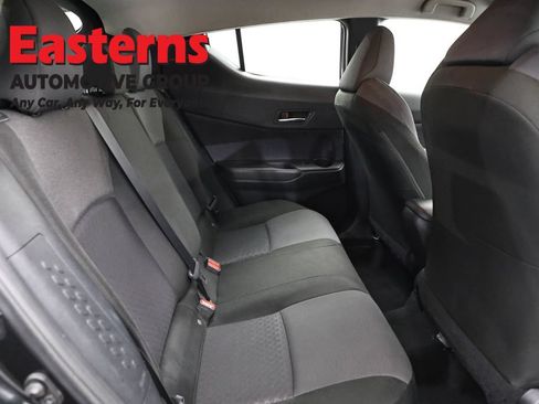Used 2021 Toyota C-HR LE FWD image 22
