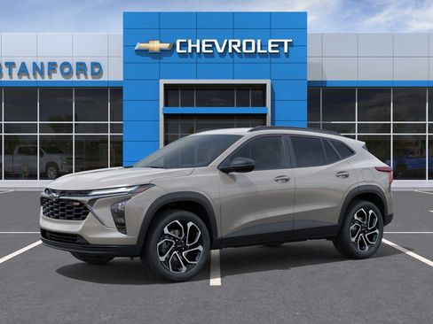 New 2026 Chevrolet Trax RS w/ Driver Confidence Package FWD image 2