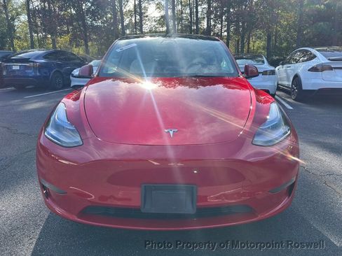Used 2021 Tesla Model Y Performance image 3