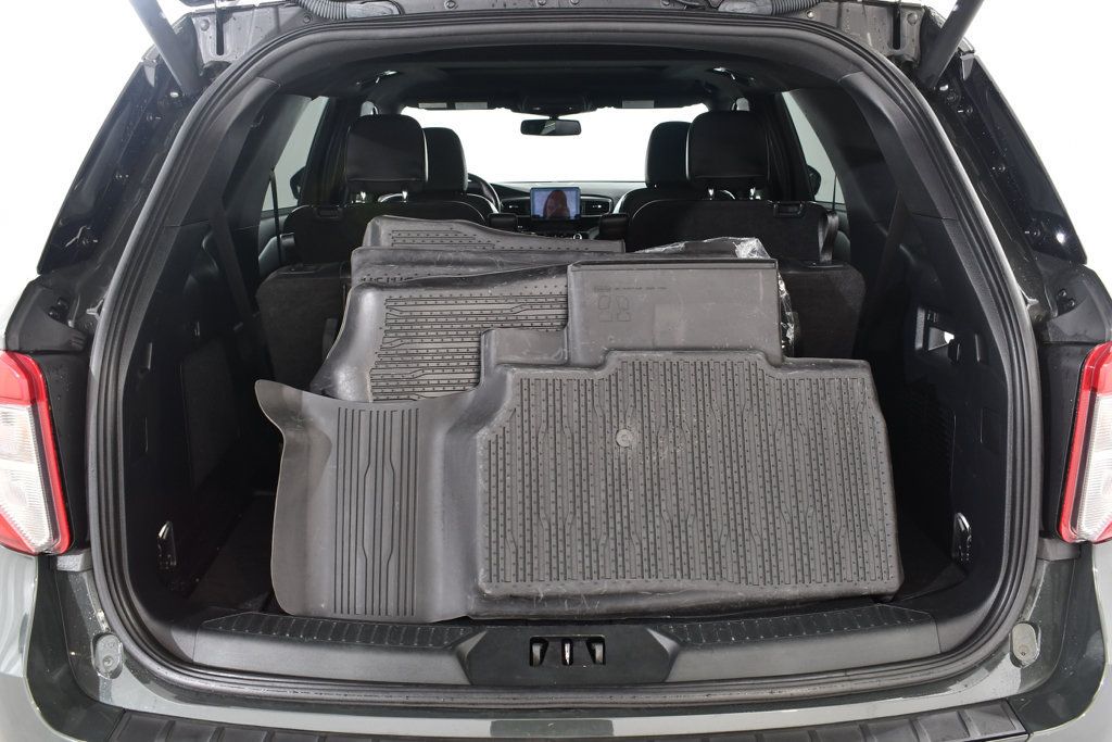 Used 2023 Ford Explorer ST-Line w/ Class IV Trailer Tow Package AWD/4WD image 21