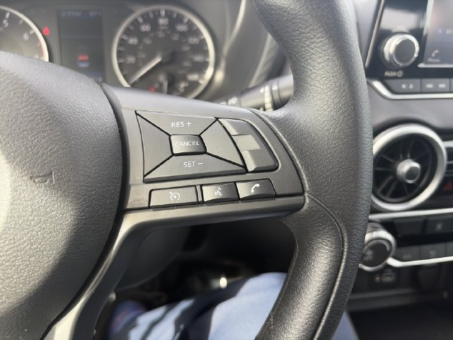 Used 2025 Nissan Sentra S FWD image 2