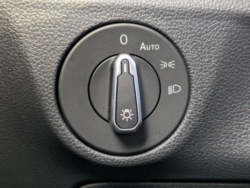 New 2026 Volkswagen Jetta SE image 24