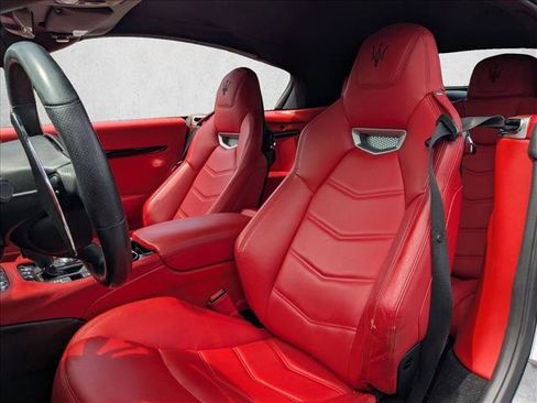 Used 2018 Maserati GranTurismo MC image 15