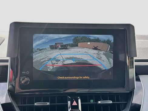 Used 2025 Toyota Corolla XSE FWD image 14