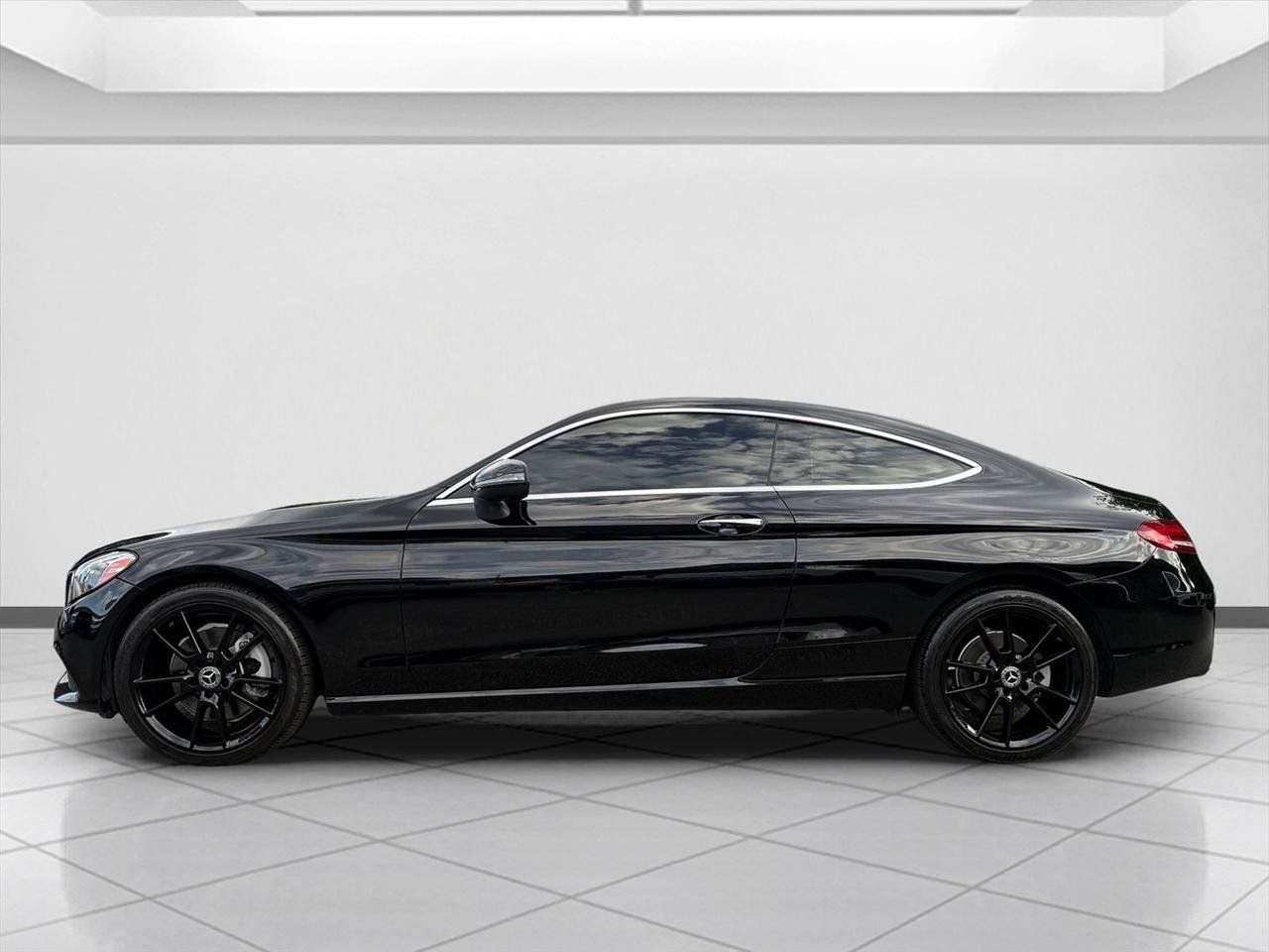 Used 2018 Mercedes-Benz C 300 4MATIC Coupe image 2