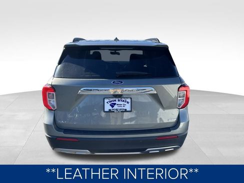 Used 2020 Ford Explorer XLT w/ Equipment Group 202A image 6